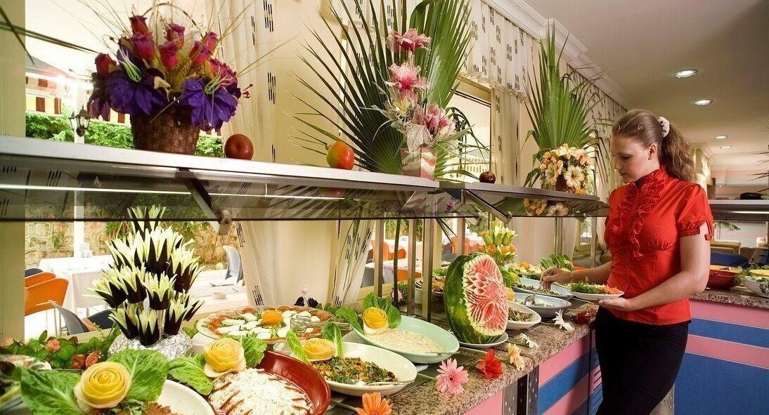 Территория Eva Beach Hotel 3*